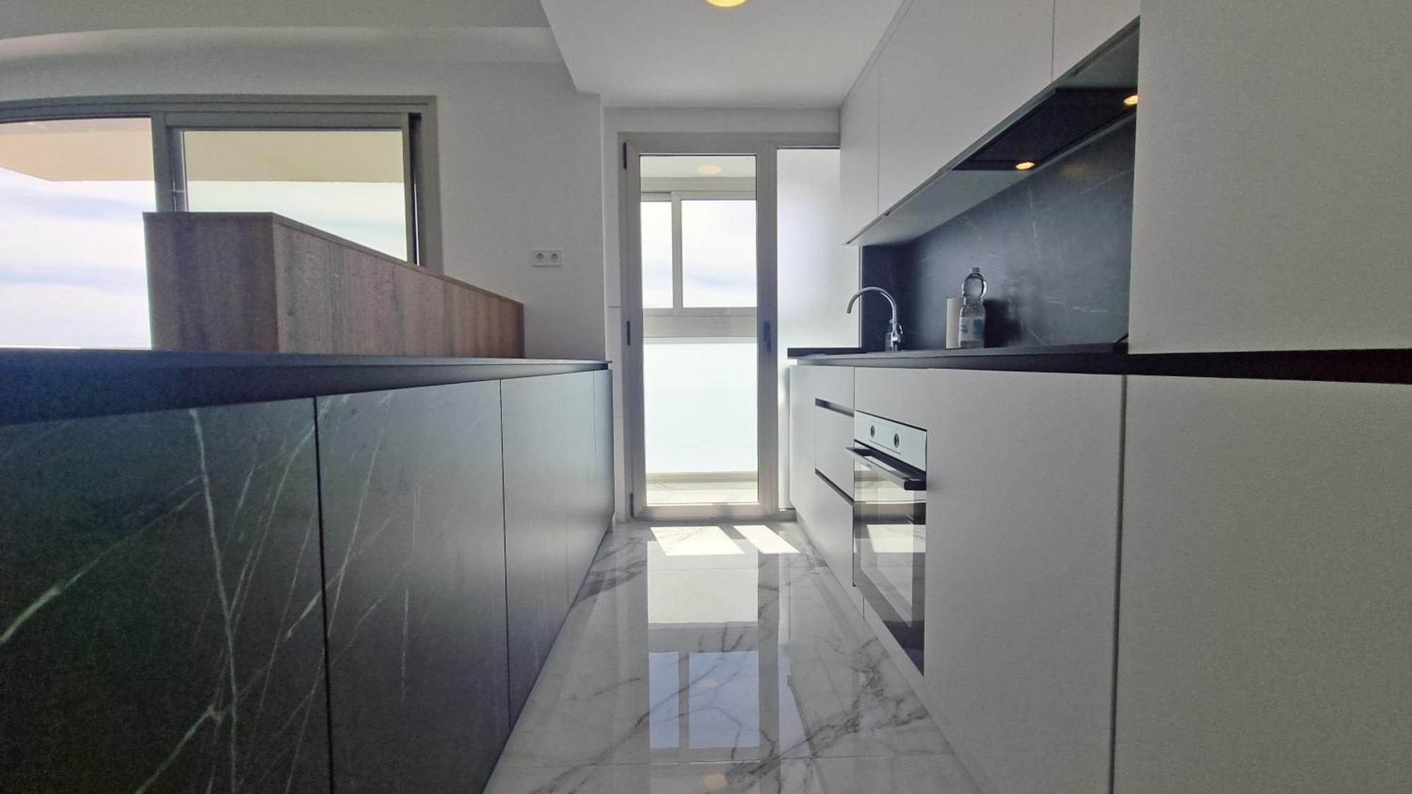 Apartamento Planta 37: Terraza privada con vistas al mar Benidorm Exterior foto